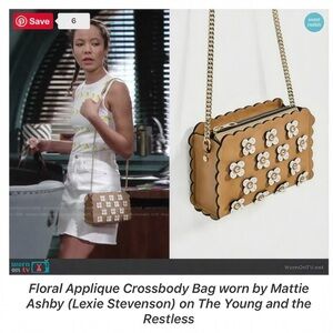 257 Zara | EUC Tan Floral Applique Crossbody Bag (9”x6”x2,5”)